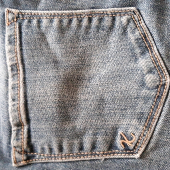 Kut from the Kloth Jeans - Picture 9 of 9